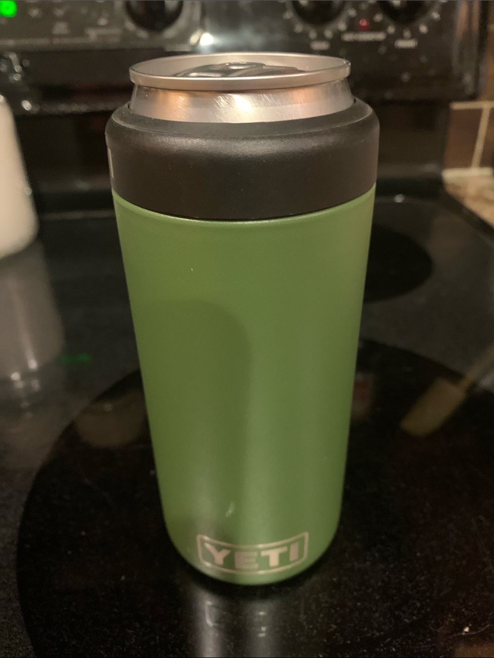 Yeti Slim can cooler